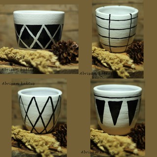 POT LUKIS MONOKROM CLAYPOT UNTUK KAKTUS SUKULEN DEKORASI ...