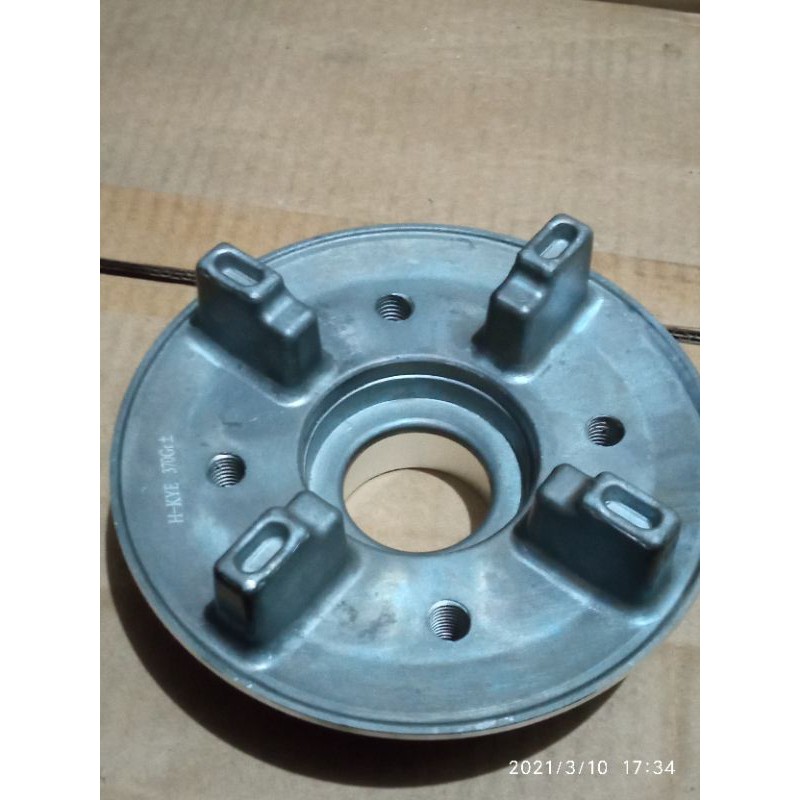 NAP GIR Dudukan Gir Belakang Honda Megapro New monosok