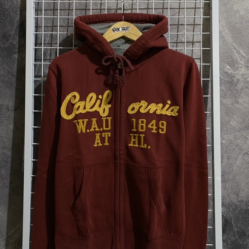 ZIP HOODIE WHOAU SECOND ORIGINAL