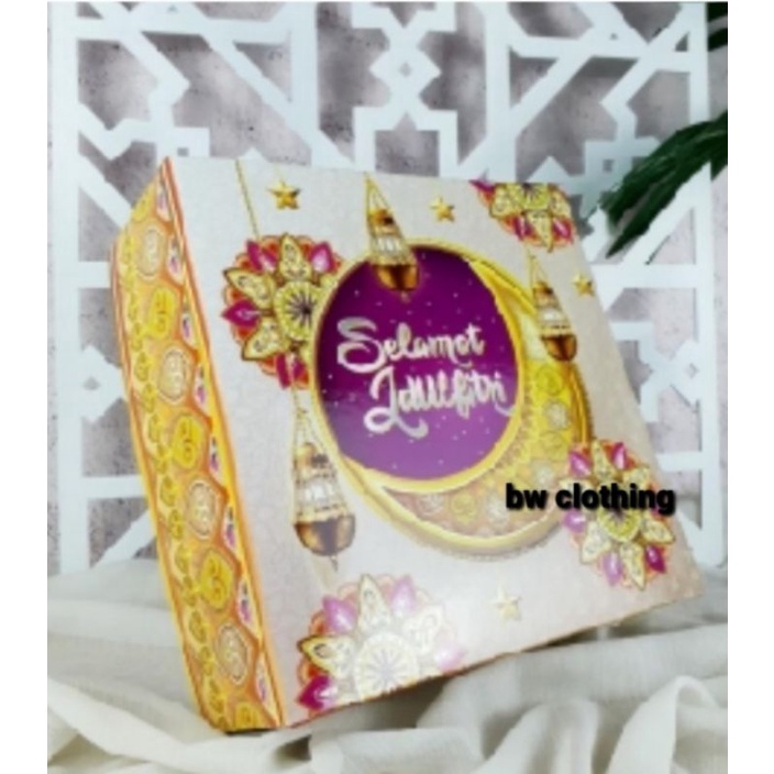 

Dus Lebaran - Box Lebaran - Packaging Lebaran Idul Fitri 22x22x8