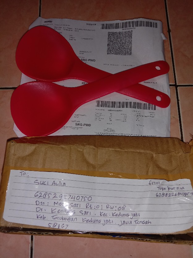 Frezz Basi Oval Segi Plus Centong Tempat Sayur Wadah Saji 2 Lt