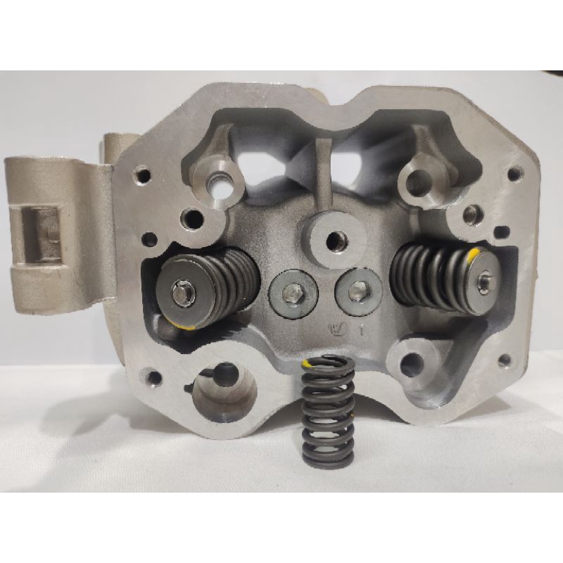 Cylinder Head YX200 - sparepart roda tiga