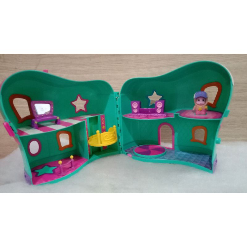 Diorama Rumah  Moose