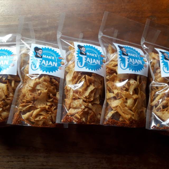 

KRIPIK KRIWULLL PEDAS