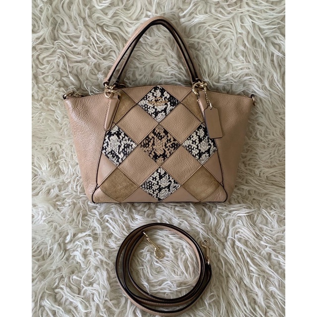 Preloved coach small kelsey satchel in snake embossed patchwork (COACH F57849) second pl bekas