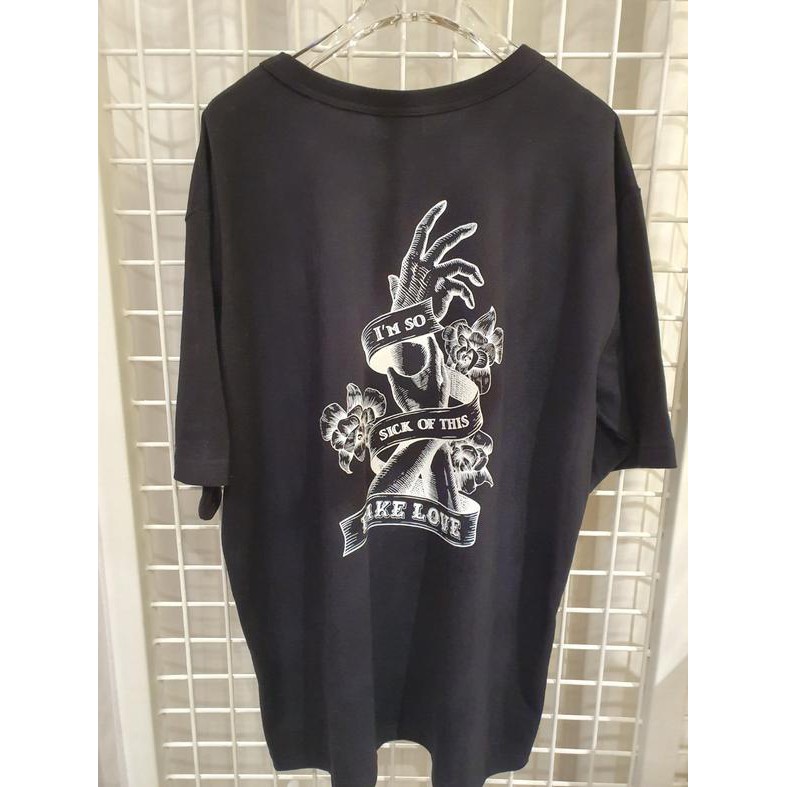 KAOS BTS FAKE LOVE - BTS POP UP STORE