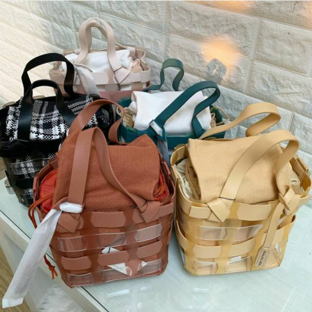 CHARLES AND KEITH SEE-THROUGH WOVEN BUCKET BAG / TOTE BAG / TAS WANITA