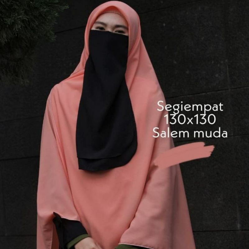 Hijab Jilbab Kerudung Segiempat Polos Ukuran 130x130 cm Gratis Set Cadar Tali Dua Layer Bahan Diamond Crepe