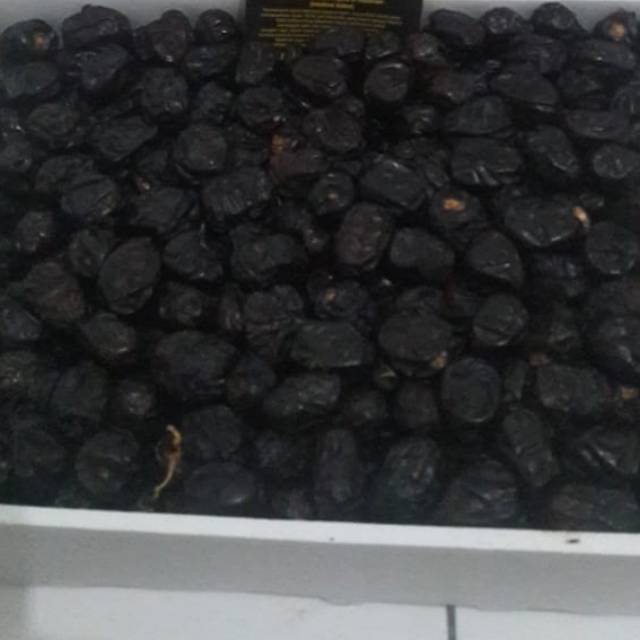 

Kurma ajwa (kurma nabi)