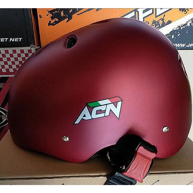 Helm Sport Gunung Olahraga Gowes Sepeda Lipat Adventure Rafting Outdoor Keren Murah