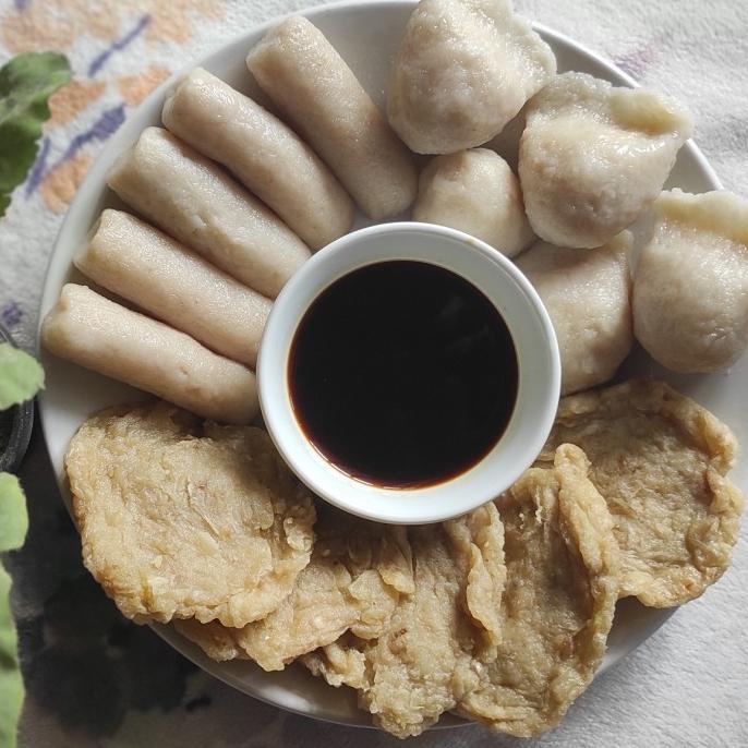 

Frozen Food Pempek Derlin Bandung Paket Ampera Isi 30 pcs