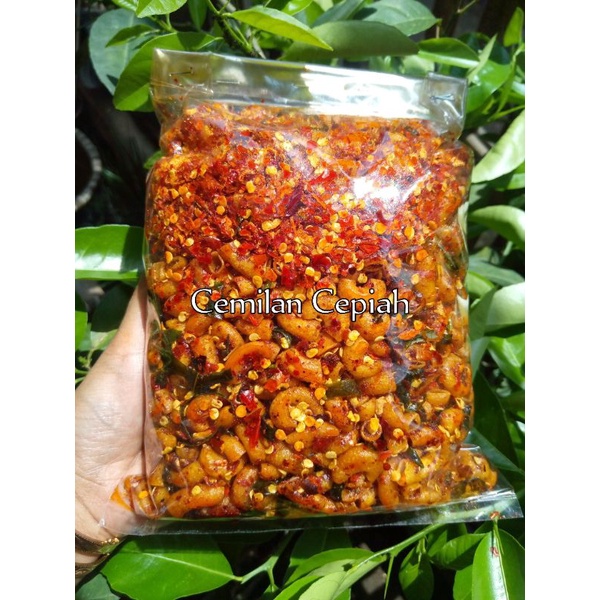 

Makaroni Bantat Pedas Makroni Bantet daun jeruk 250 gram