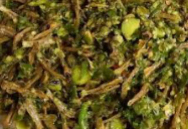 

Sambal AZALEA ijo teri (Pouch 125gr)