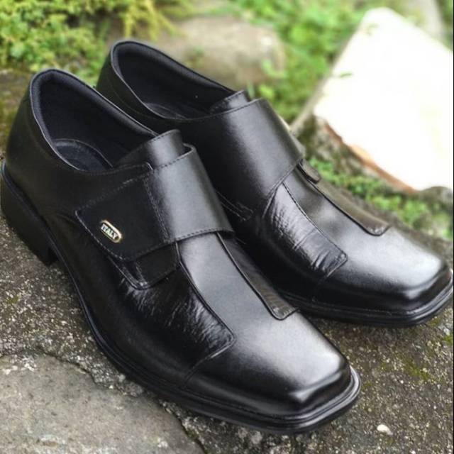 Sepatu pantofel pria, bahan kulit sapi aslinya magetan