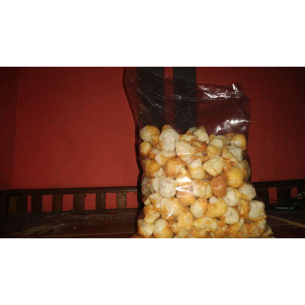 

SIOMAY KECIL KERING TOPING SEBLAK/MIE/BASO ISI 1/2KG ENAK,MURAH DAN LEZAT.