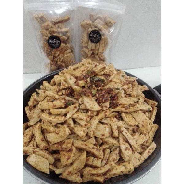 

Cemilan basreng pedas daun jeruk
