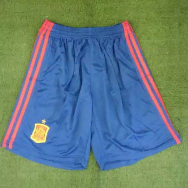 Celana Bola Timnas Spanyol