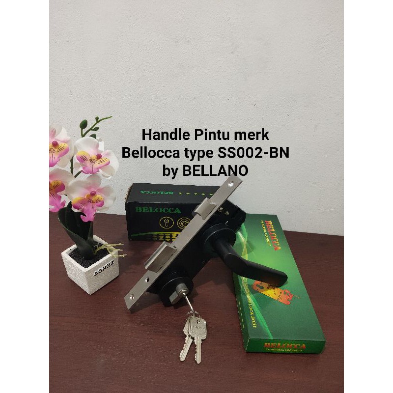 Handle pintu merk Belocca type SS002-BN