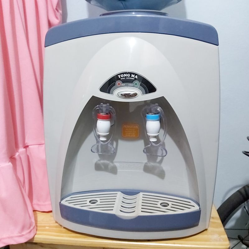 YONG MA DISPENSER HOT & COLD YD3000HC (dingin seperti air kulkas)