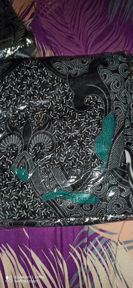 Batik Couple Keluarga Original Uzla Collection Motif Truntum Dimensi Abu