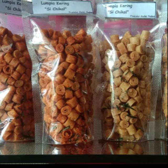 

Keripik lumpia / lumpia goreng / kulit lumpia goreng dua putra