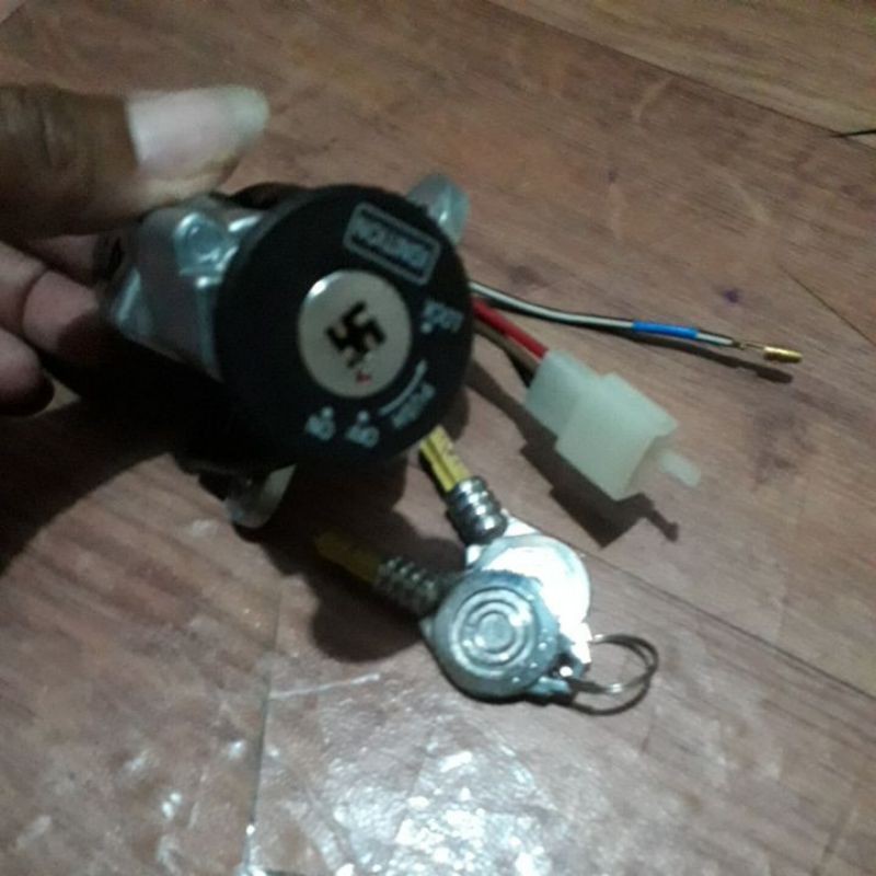 Kunci kontak vega r lama fizr alfa variasi