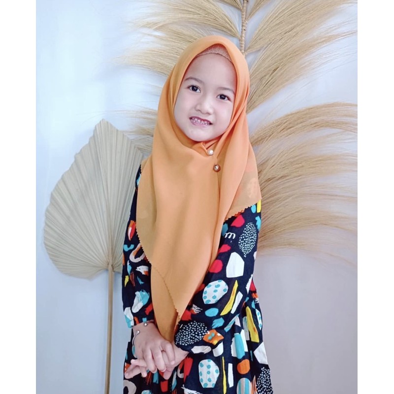 HIJAB SEGIEMPAT KIDS / HIJAB ANAK ABG / BELLASQUARE ANAK / JILBAB ANAK / KERUDUNG ANAK / HIJAB POLOS