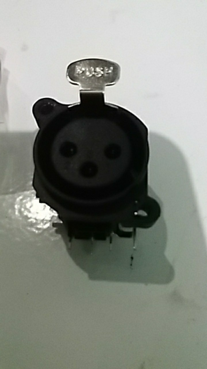 2pcs Soket 3pin Xlr Female Lapis Emas Untuk Rumah / Kantor