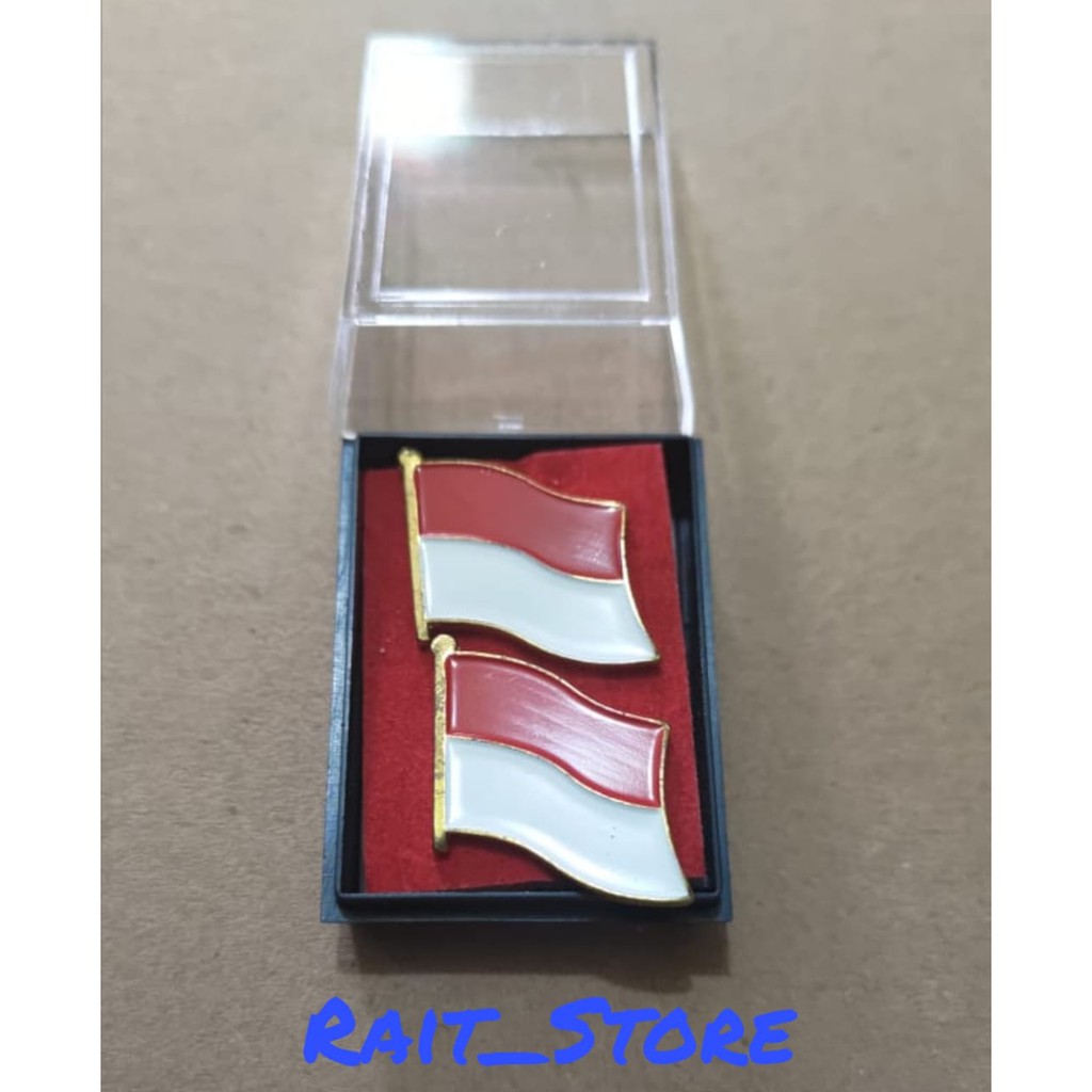PIN MERAH PUTIH BERKIBAR TEBAL