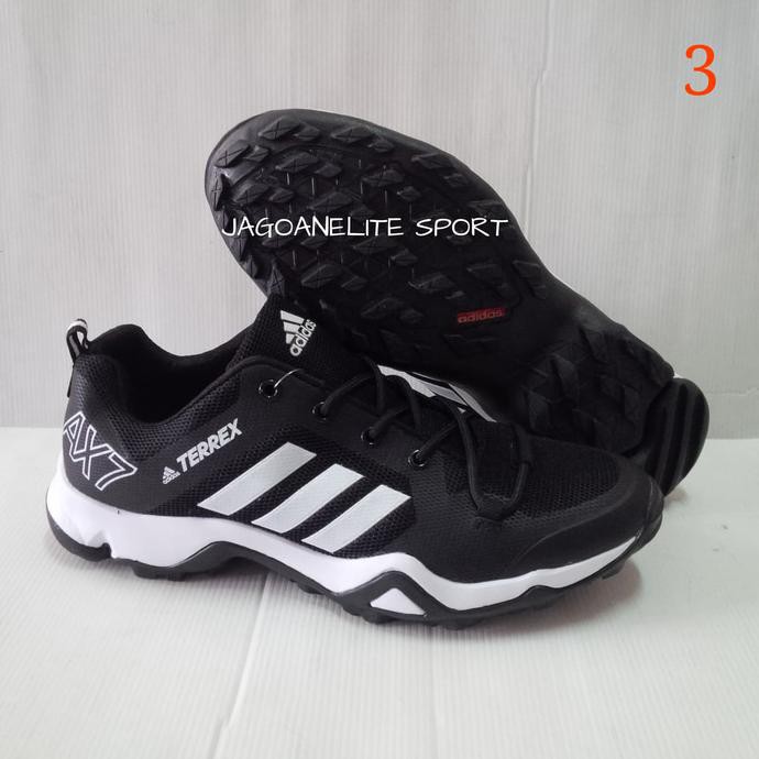 Sepatu Sepeda MTB Adidas Terrex Pria AX2 Hiking Outdoor - Putih, 40