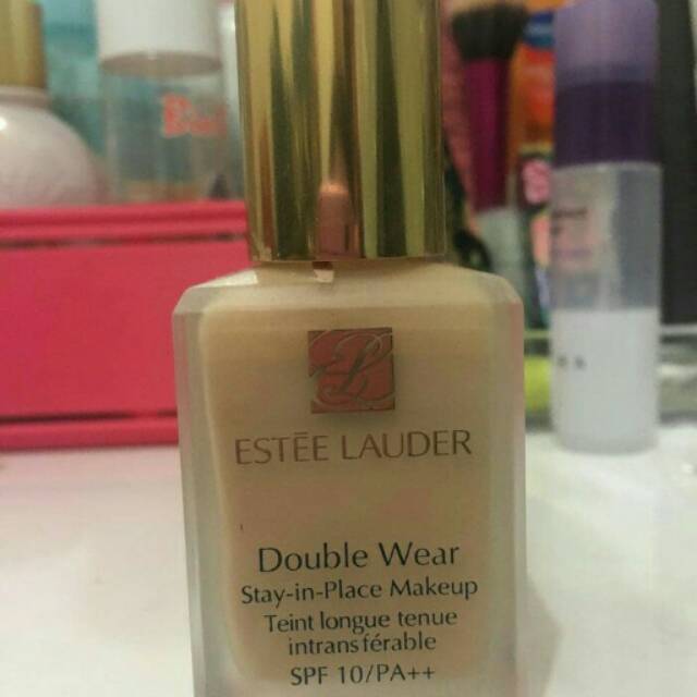 Preloved Estee lauder double wear foundation