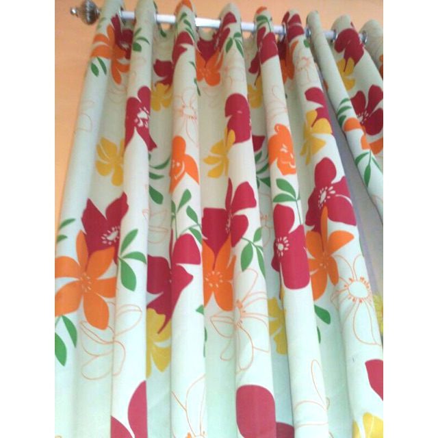 Gorden blackout satin bunga merah orange