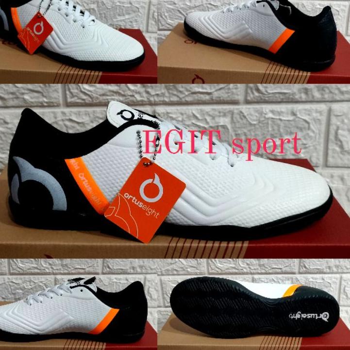 Lagi Tren.. SEPATU FUTSAL  OLAHRAGA JOGO SALA IN ( COD )