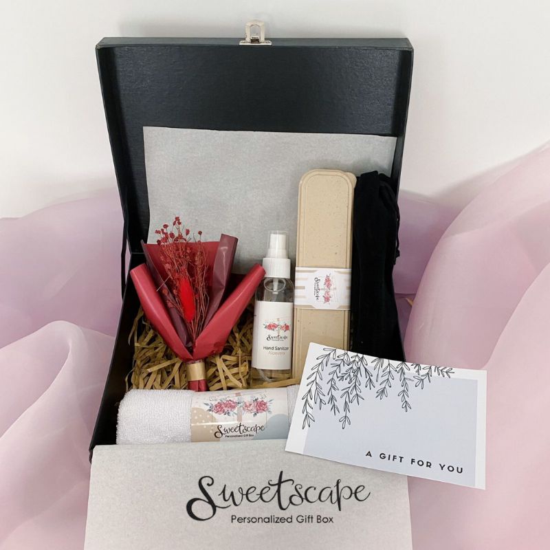 

Gift Box Package 305-Paket Hampers 305 - Souvenir Ucapan Selamat