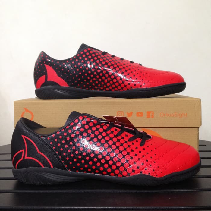 Sepatu Futsal OrtusEight Utopia IN Ortred Black Original