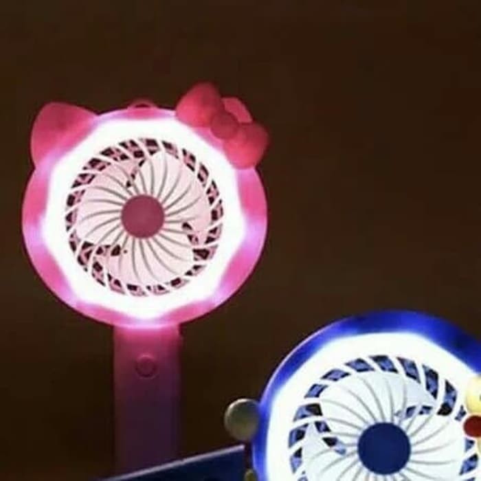 (COD) Kipas Mini LED Portable lampu doraemon hellokity / K