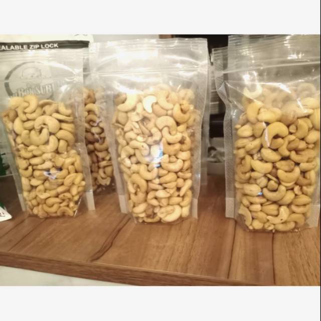 

Kacang mete 100 gram