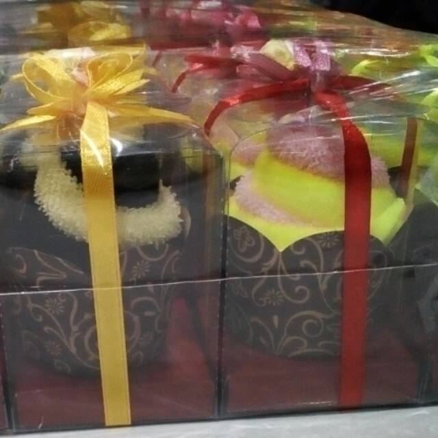 Souvenir Towel Cake Kemasan Mika
