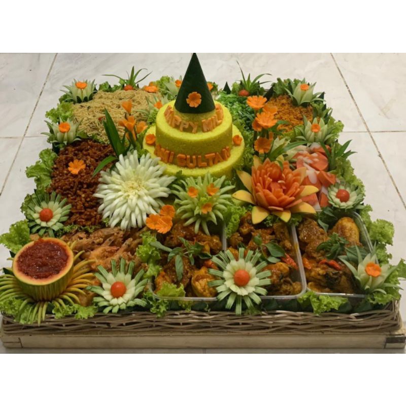 

Nasi Tumpeng