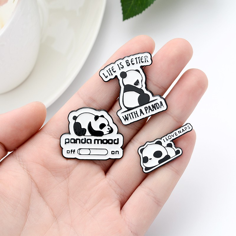 Bros Pin Enamel Bentuk Kartun Panda 8 Gaya Untuk Hadiah