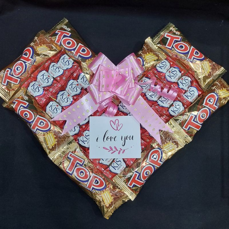 snack love bucket coklat hampers hadiah valentine