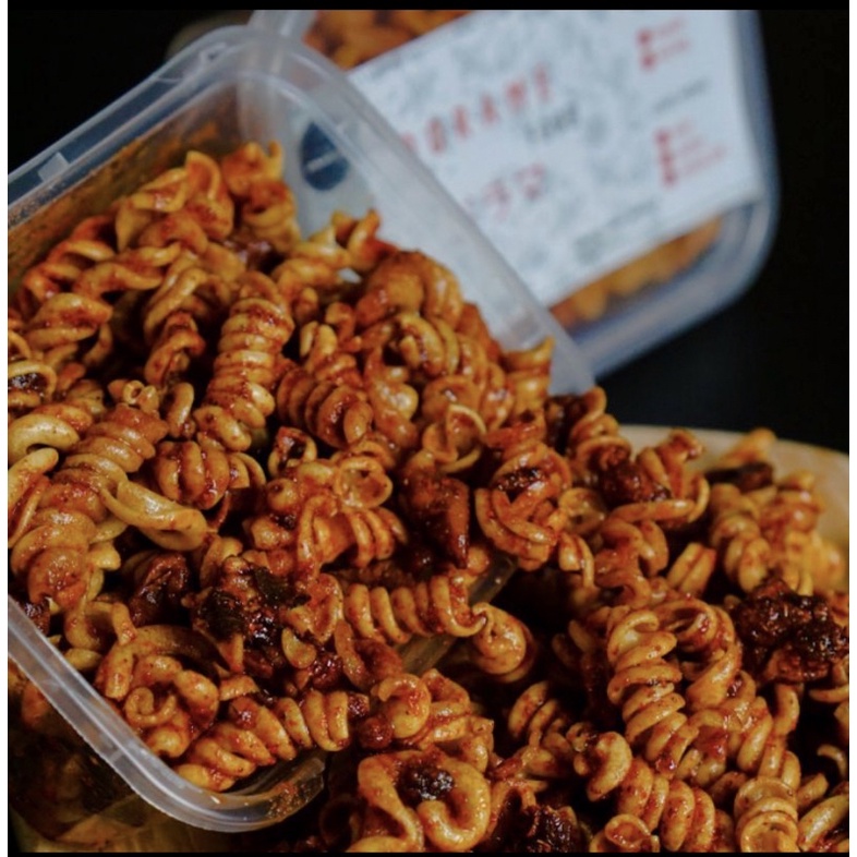 

Makaroni Spiral Pedas Manis Kemasan 100 Gram / Makanan Ringan / Camilan bandung/jajan bandung