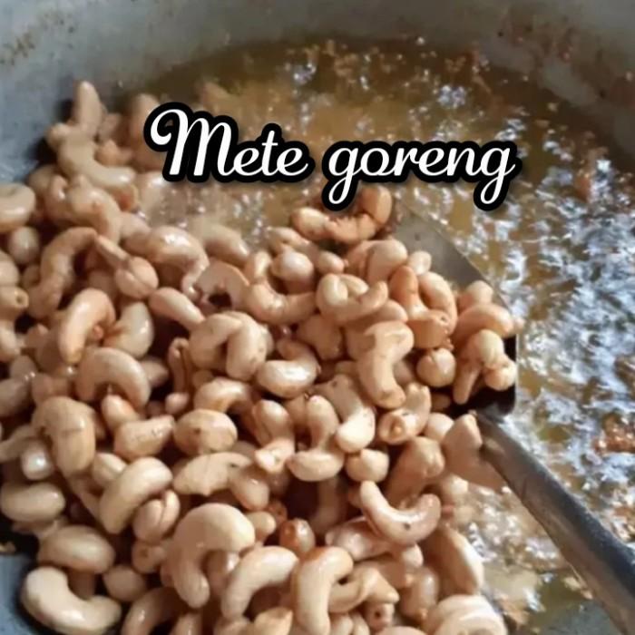 

KACANG MEDE GORENG ORIGINAL