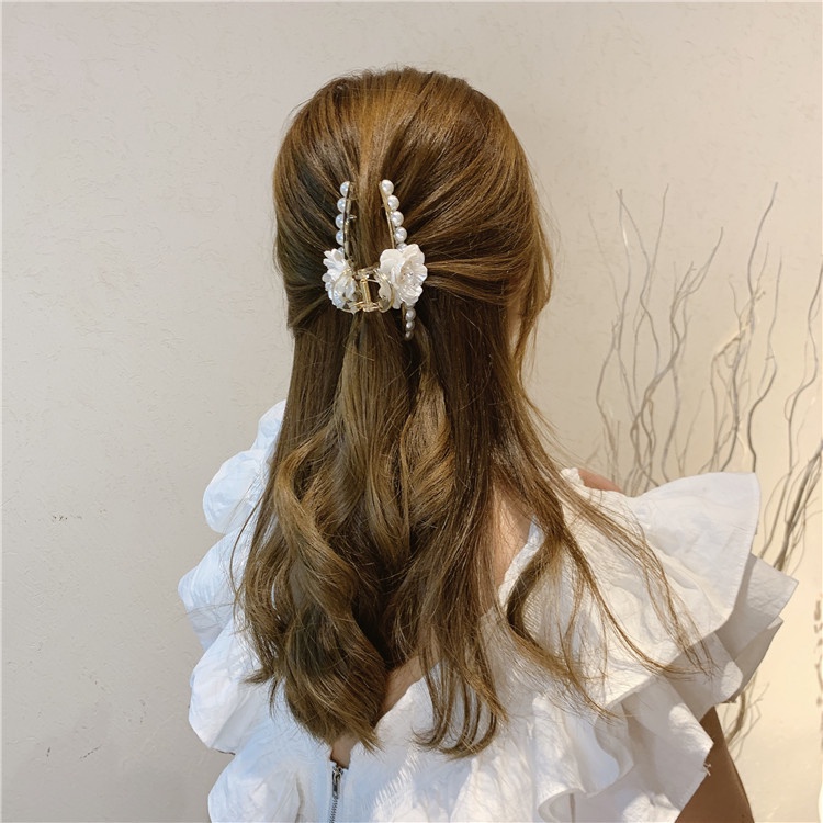 JEPIT BUNGA JEPITAN AKRILIK PANJANG PEARL JEDAI MUTIARA BESAR KLIP AKSESORIS RAMBUT ELEGAN KOREA WANITA FLORAL FLOWER BESAR TEBAL KOREAN WOMEN FEMALE ELEGANT SMALL PEARLS JAW THICK HAIR ACCESSORIES CLUTCHER CLAW CLIP CLIPS LARGE BIG LONG JUMBO HAIRCLIP