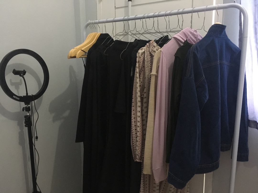 Hanger Kayu Palang Natural (harga 6pcs)