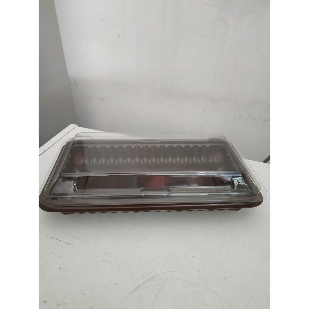 Mika Brownies Medium Bronis Sedang 22x10x4 Cm