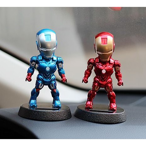 Pajangan Figure Miniatur Mobil Solar Power Iron Man Ironman