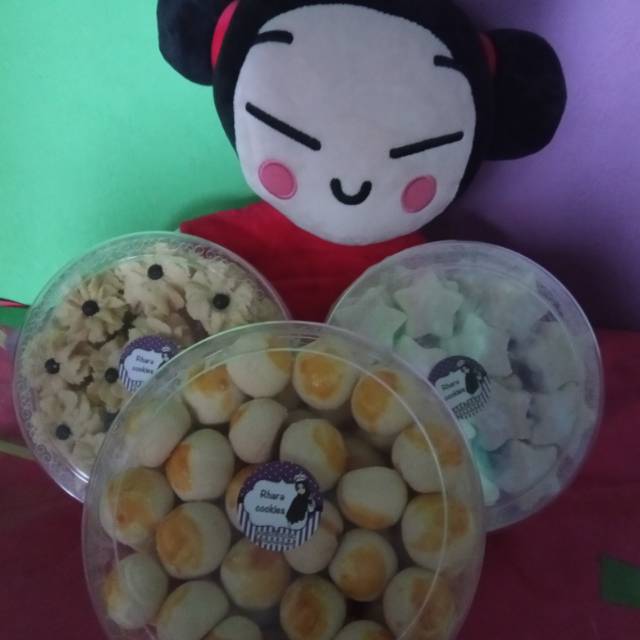 

1 paket kue kering mini