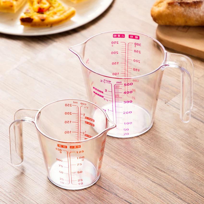 measuring jug plastic 500ml / gelas takar plastik transparan serbaguna 500ml / transparent baking cup vshape / milk cup