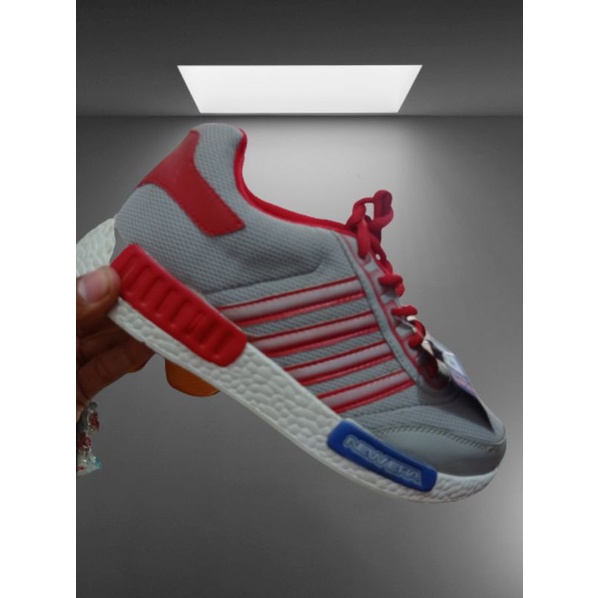 sepatu new era profound